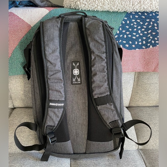 SwissGear Hybrid Travel Laptop Backpack, Heather Grey, 18-Inch - Picture 8 of 16